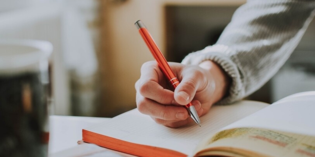 Assignment Writing Services by Top Assignment Writer